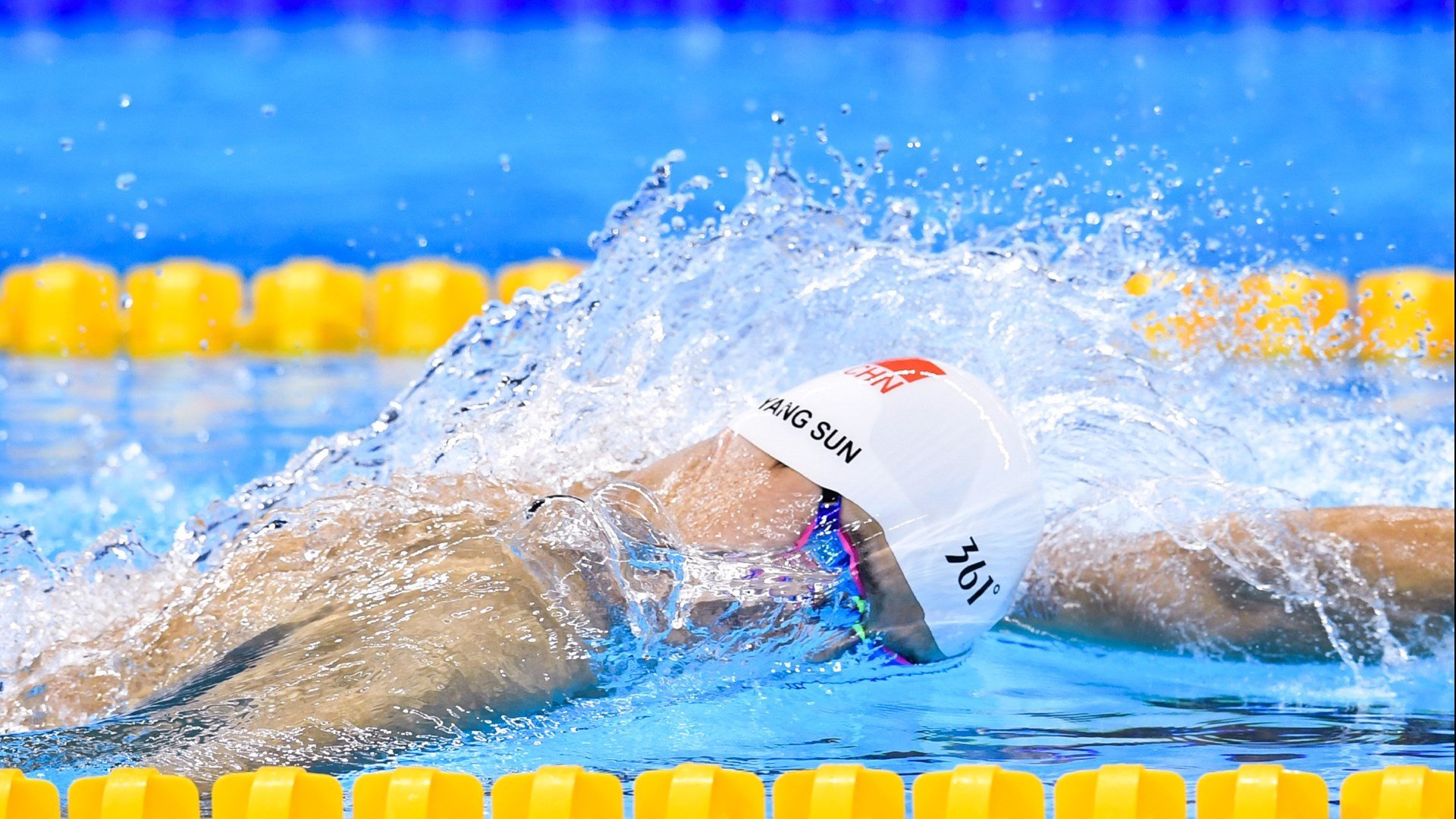 九游娱乐官方-世界田径:肯尼亚跑者再创新高,刷新赛场纪录!,肯尼亚长跑运动员名单